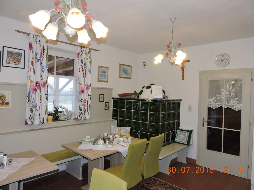 Gaestehaus Haagen Bad Waltersdorf Exteriör bild